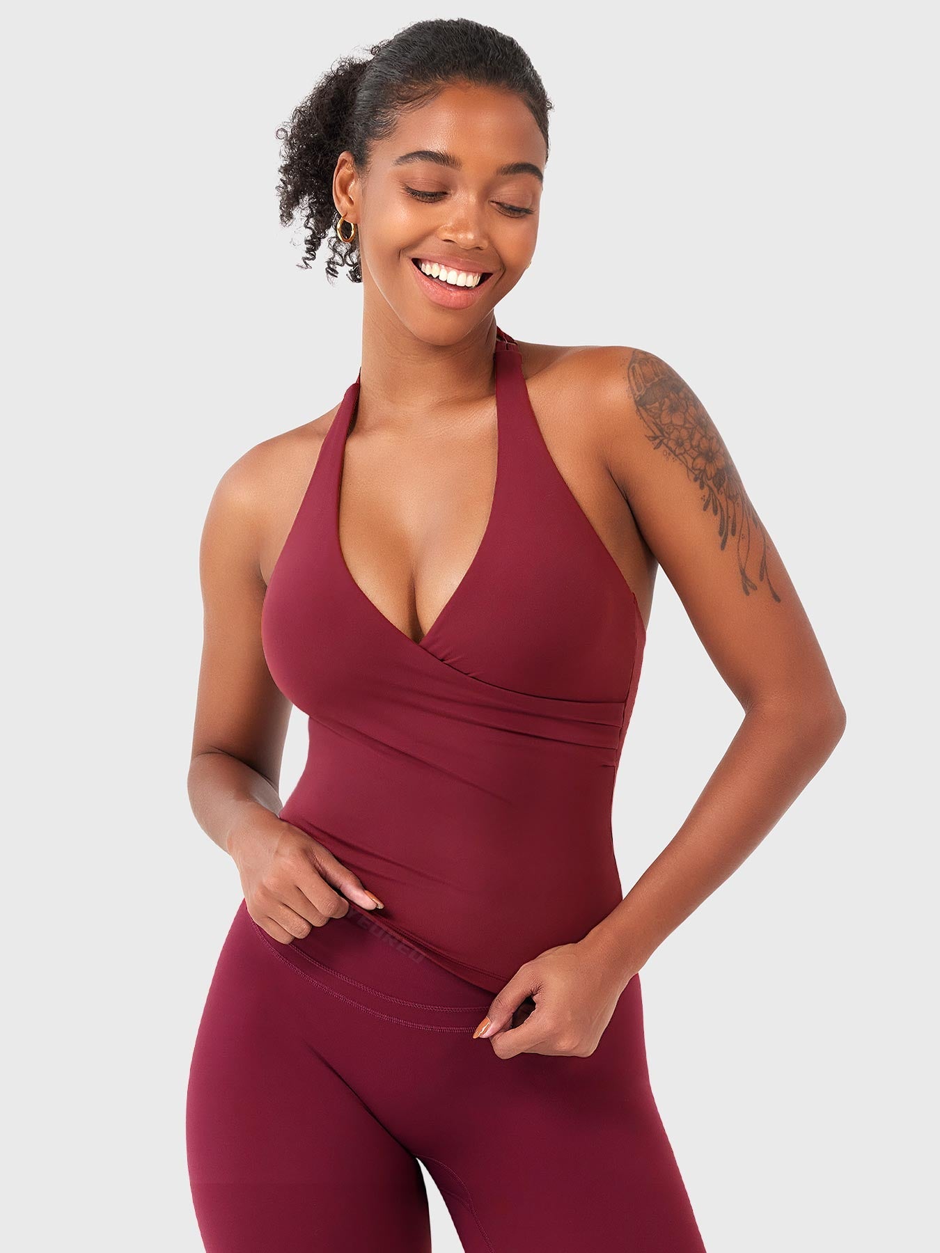 Yeoreo Elevine V Neck Halter Tank