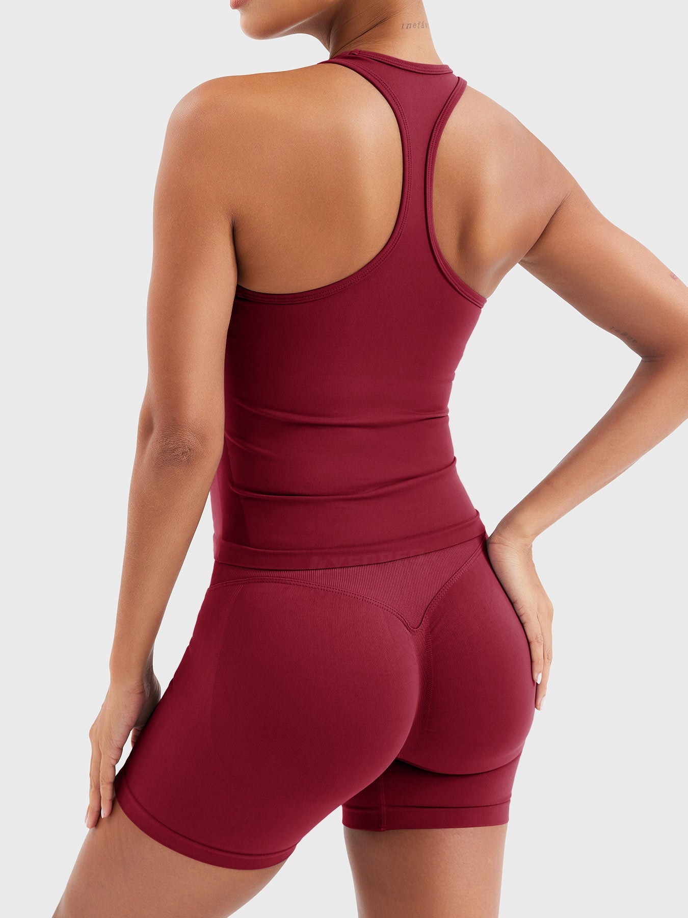 Yeoreo Esteile Racerback Tank