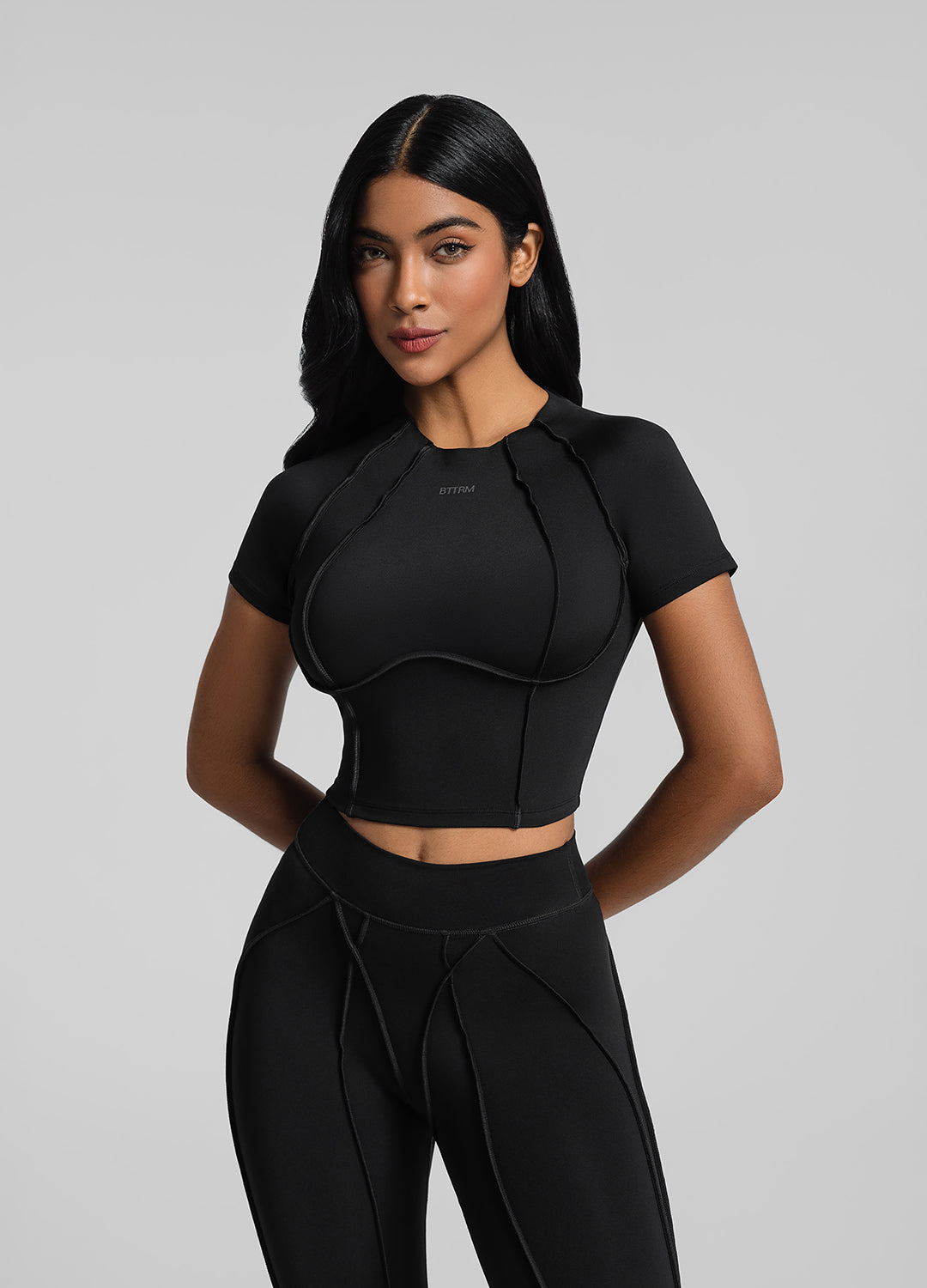 Vaeryn Sculpt Contour Crop Top