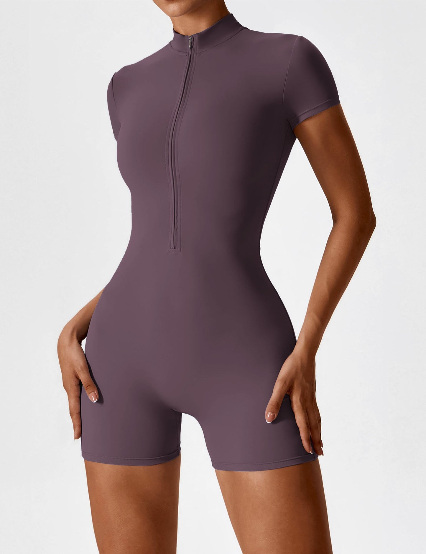 Vaeryn Short Sleeve Zipper Romper