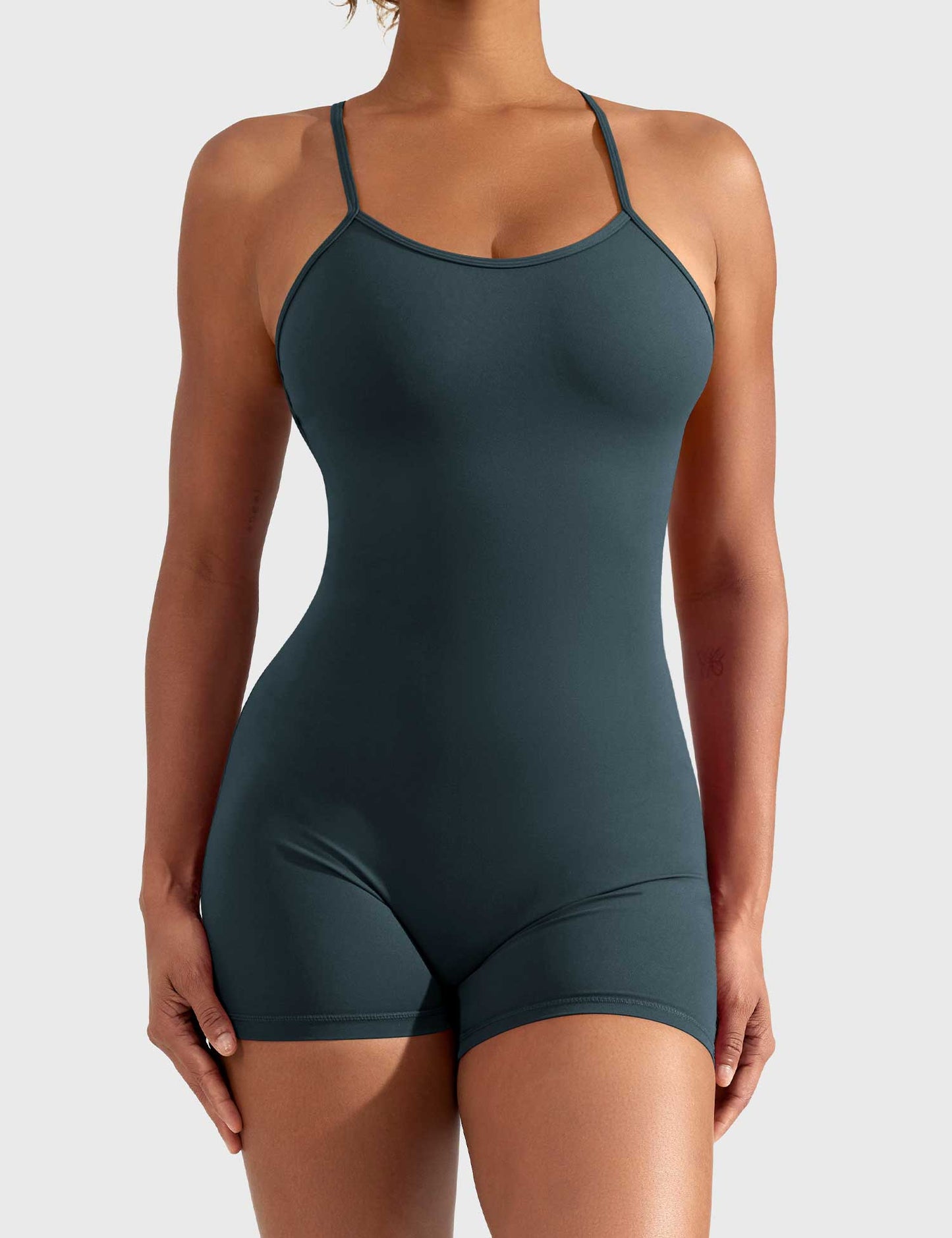 Vaeryn Liza V-Back Romper