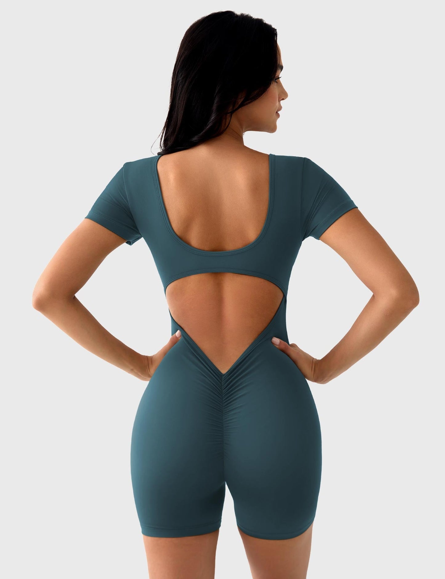 Vaeryn Lizvette Short Sleeves Romper