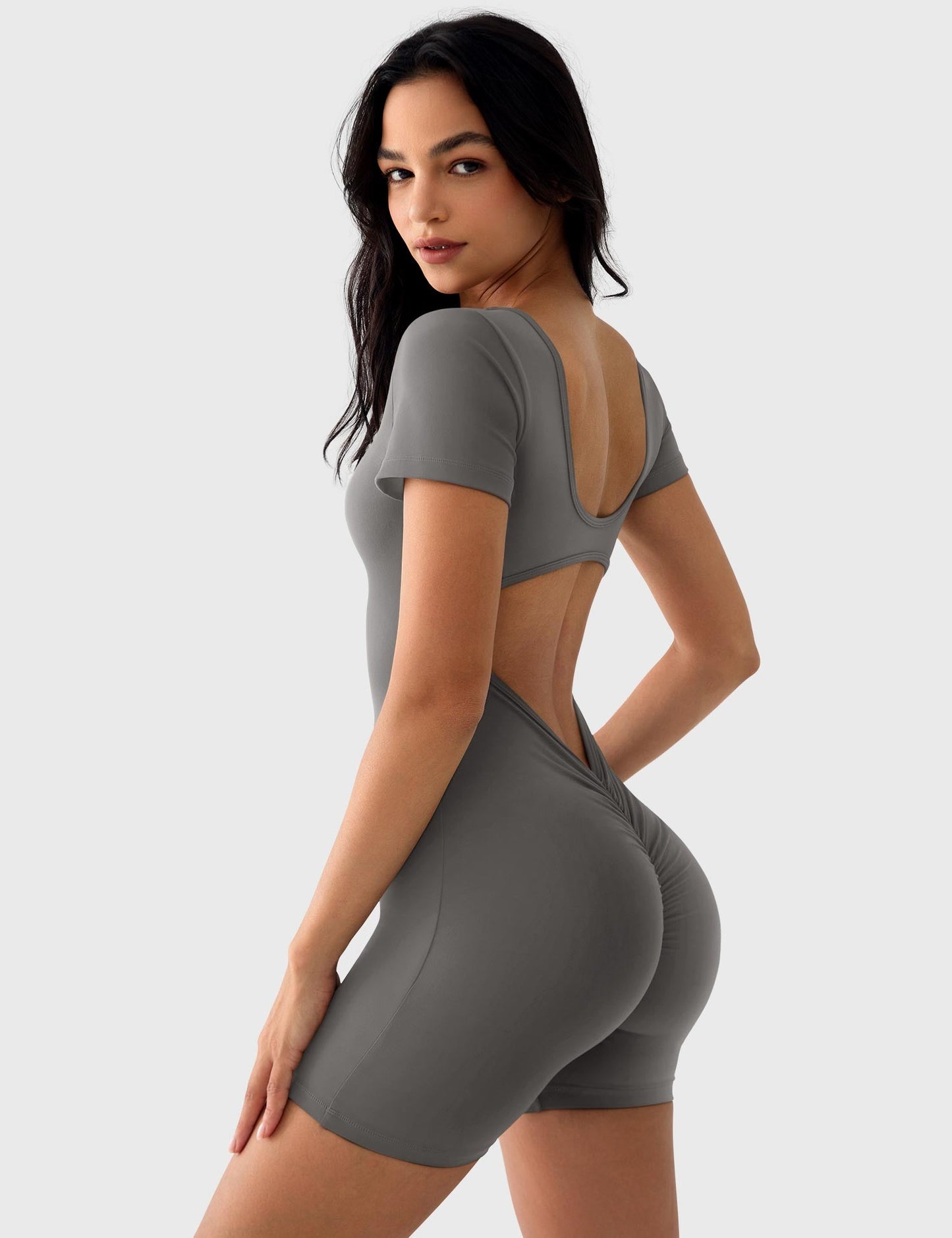 Vaeryn Lizvette Short Sleeves Romper