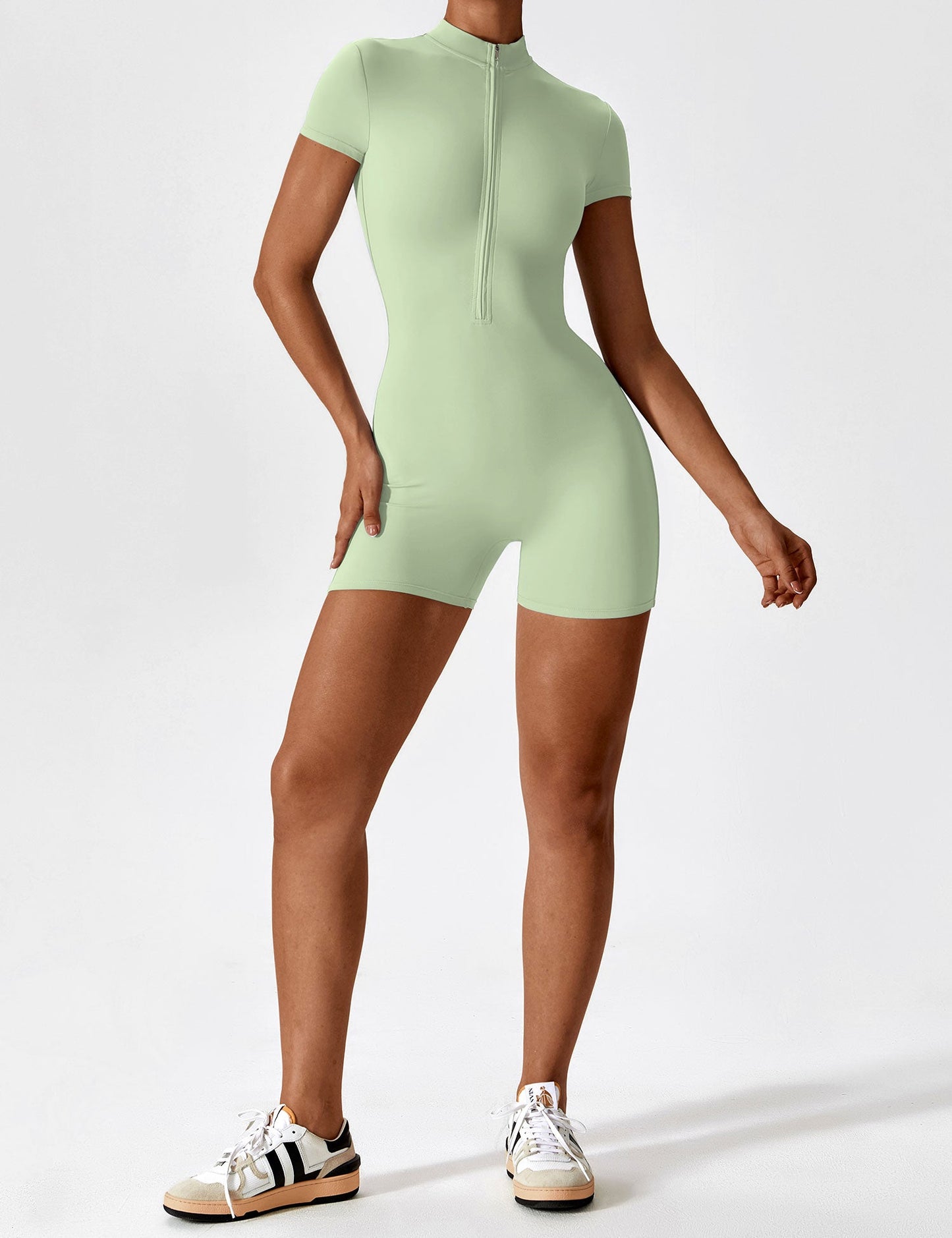 Vaeryn Short Sleeve Zipper Romper
