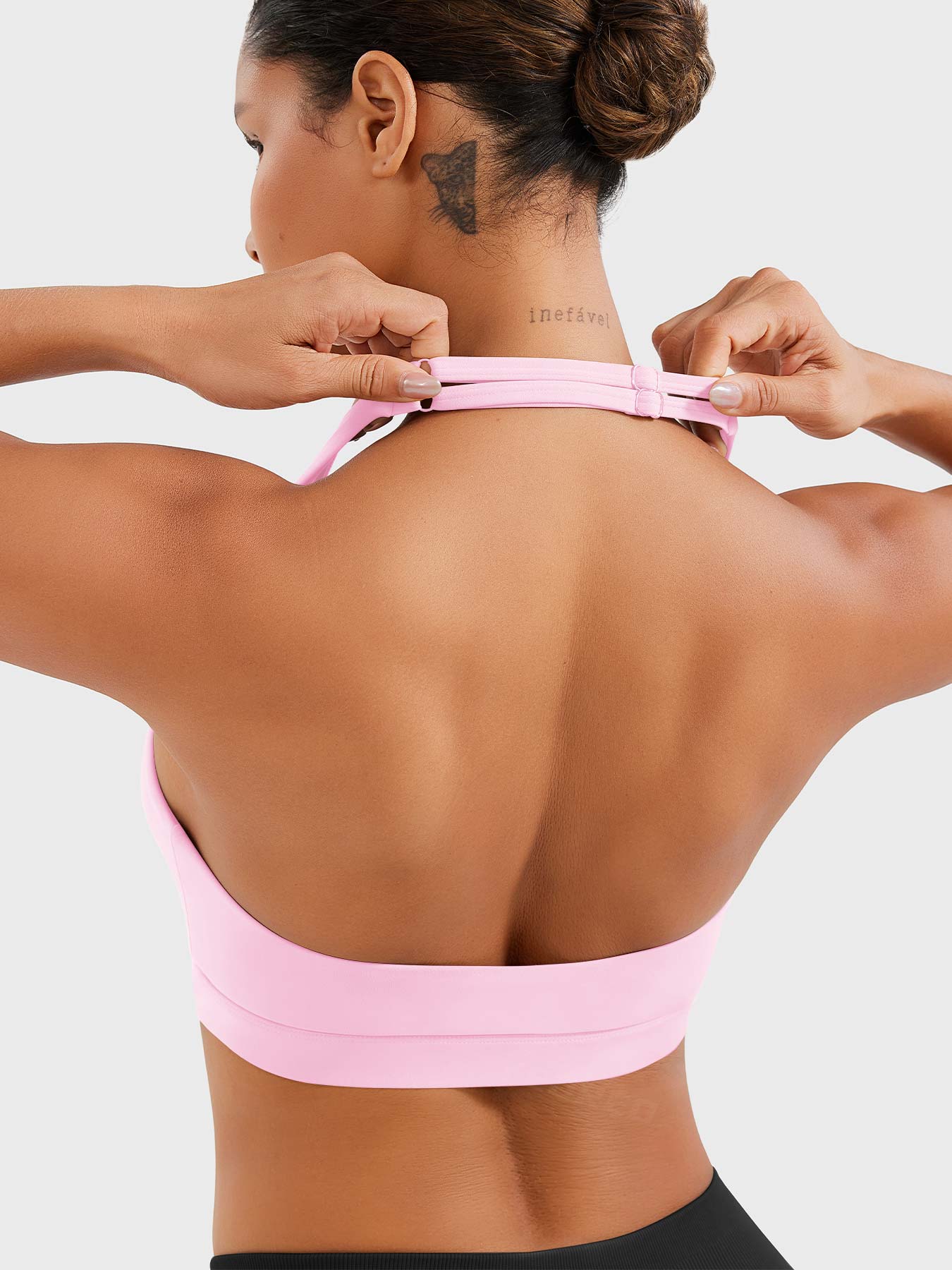 Yeoreo Amilie Halter Sports Bra