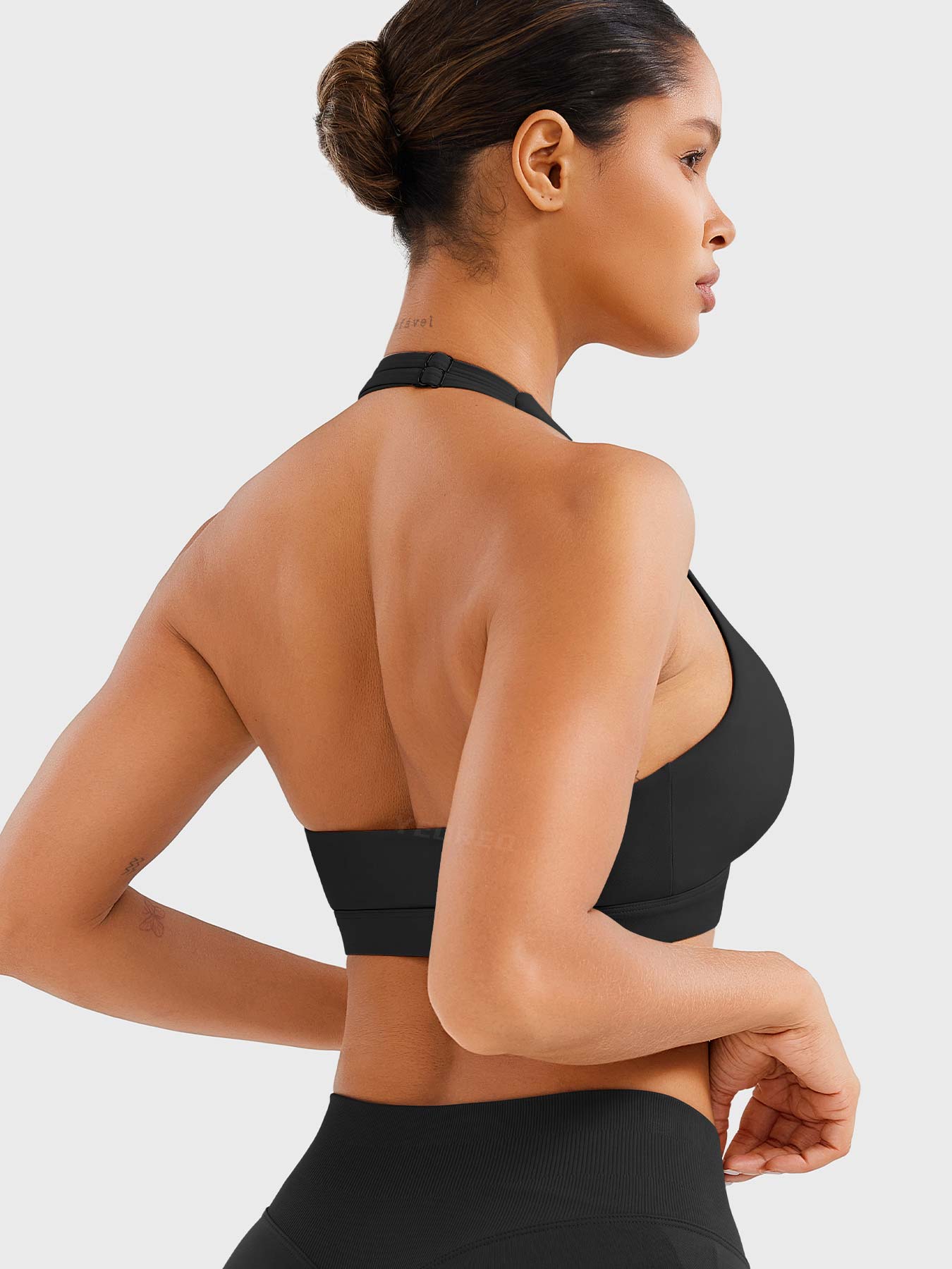 Yeoreo Amilie Halter Sports Bra
