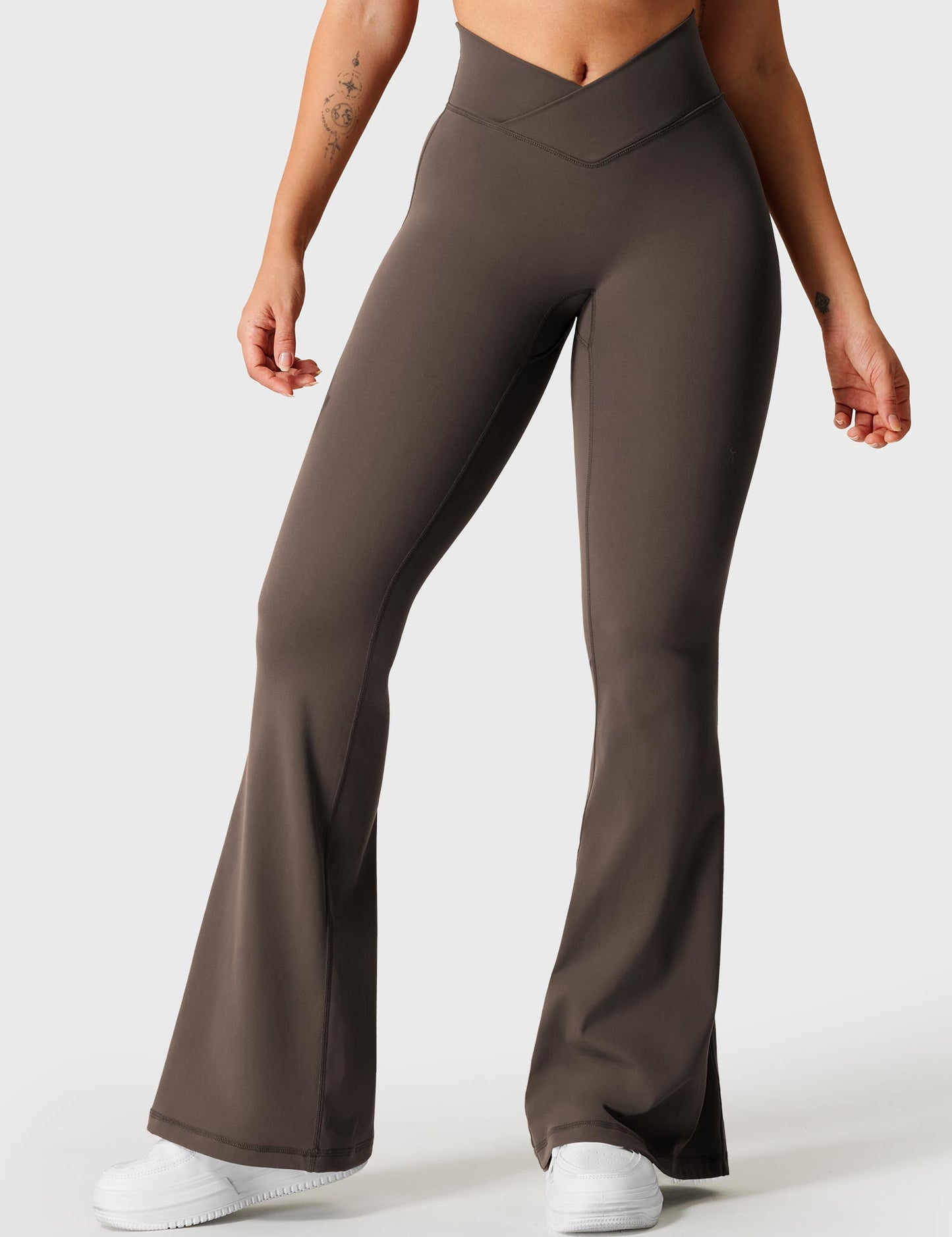 Vaeryn V-waistband Kalie Flare Leggings
