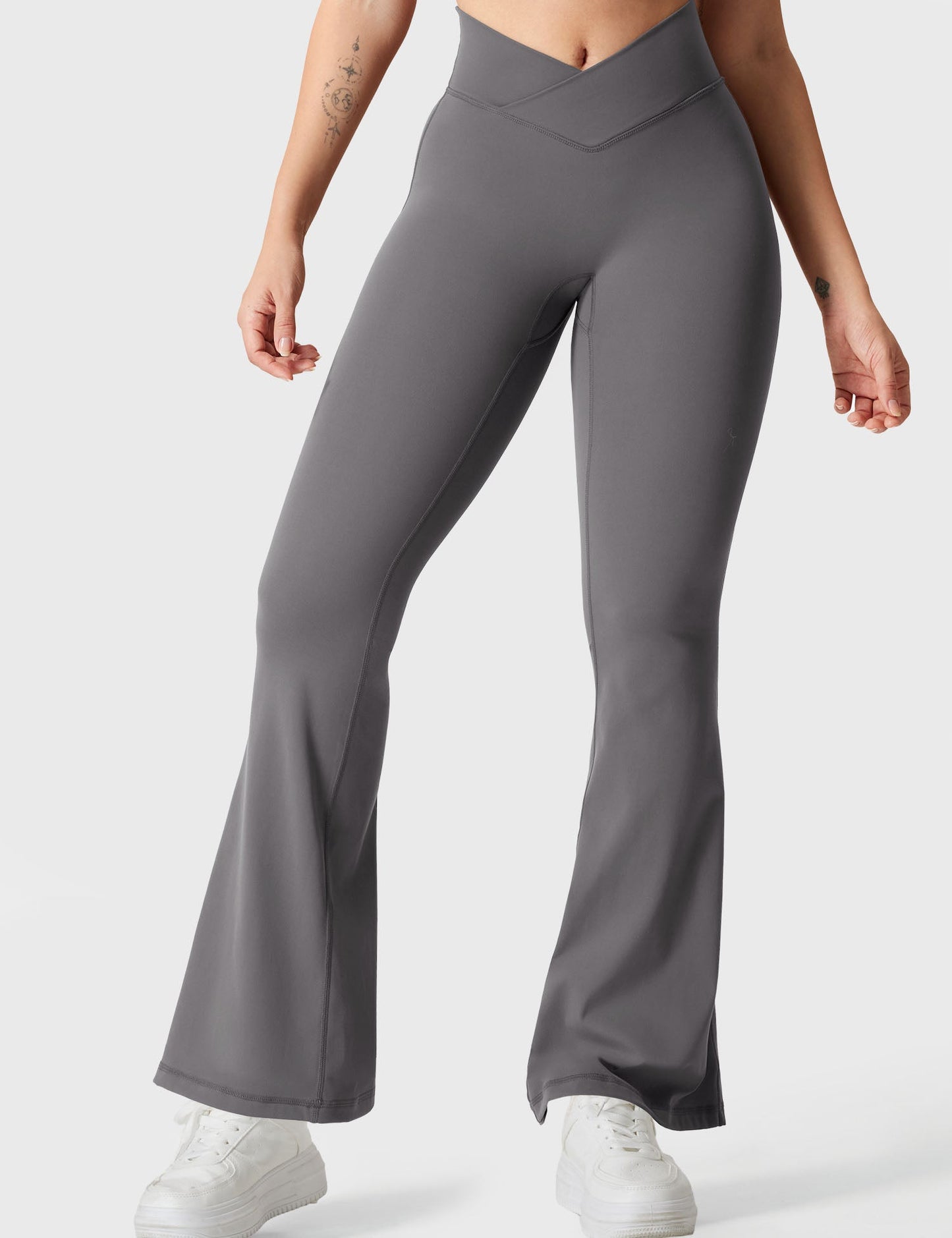 Vaeryn V-waistband Kalie 30" Flare Leggings