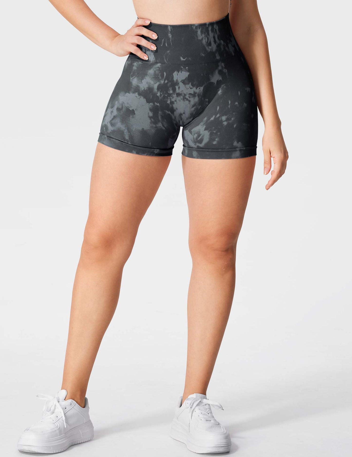 Vaeryn Seamless Print Jada Shorts
