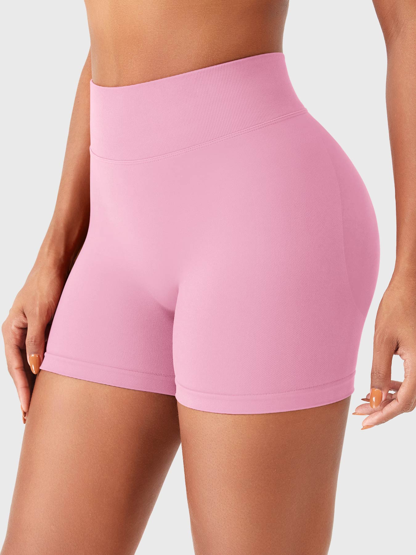 Yeoreo Graciy 3.6" SoftHue V-back Shorts