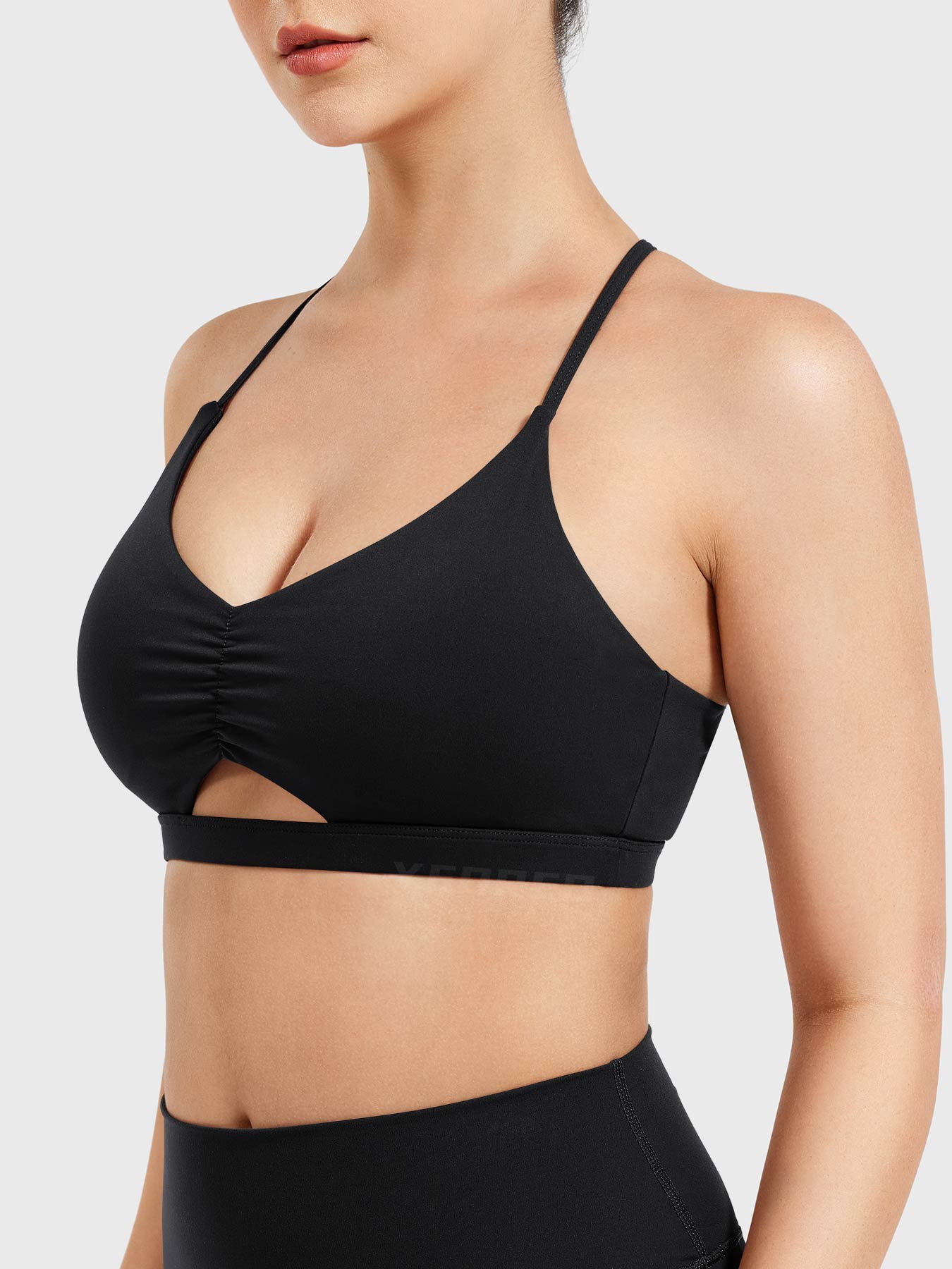 Yeoreo Chilene Criss Cross Back Sports Bra