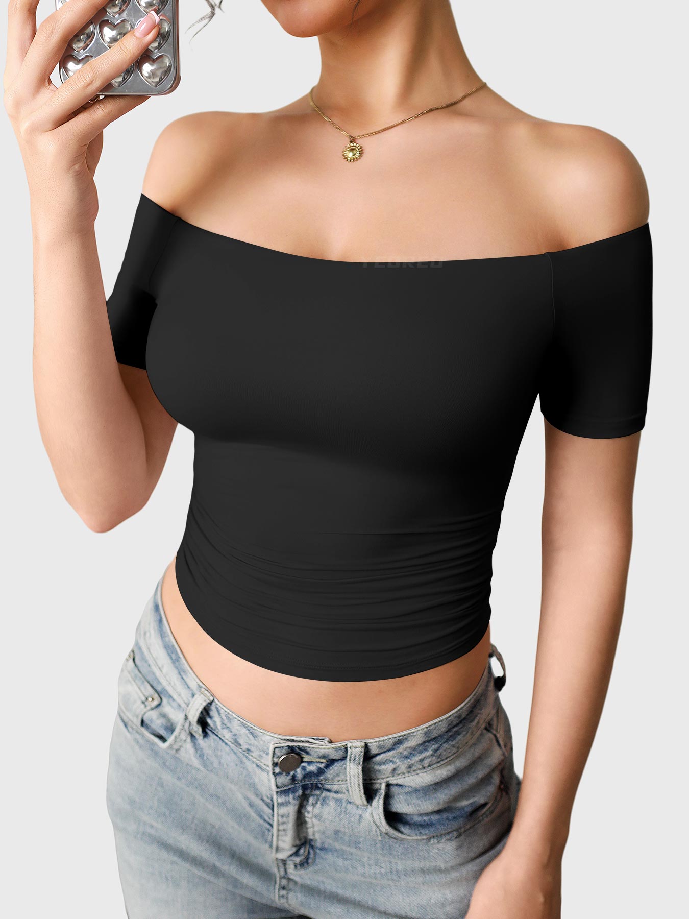 Vaeryn Luzlie Off Shoulder Short Sleeves