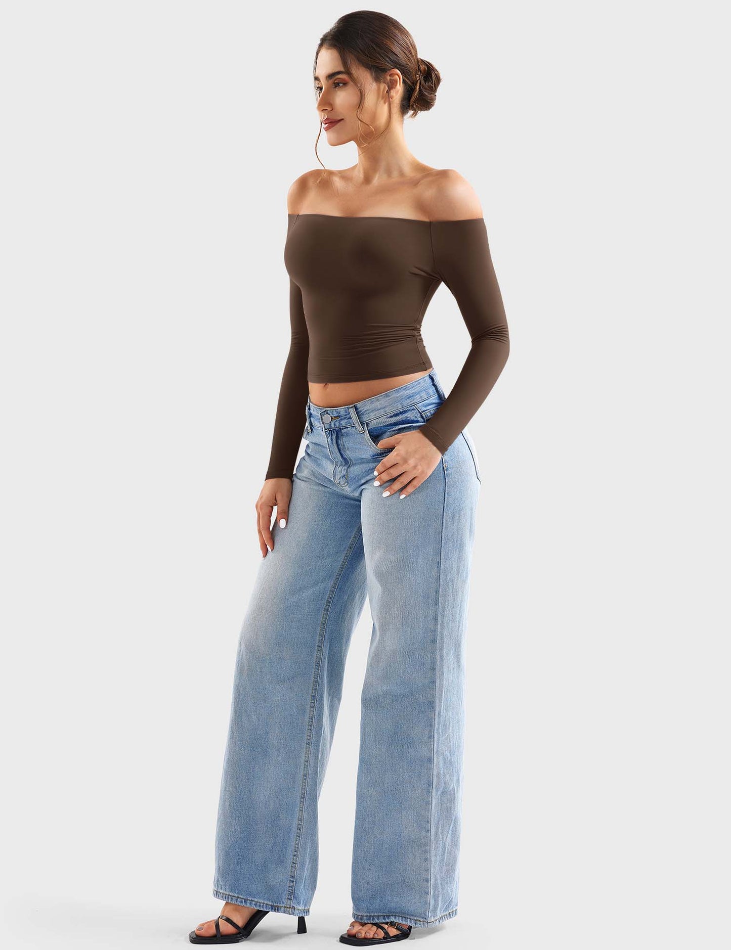 Vaeryn Luzlie Off Shoulder Top