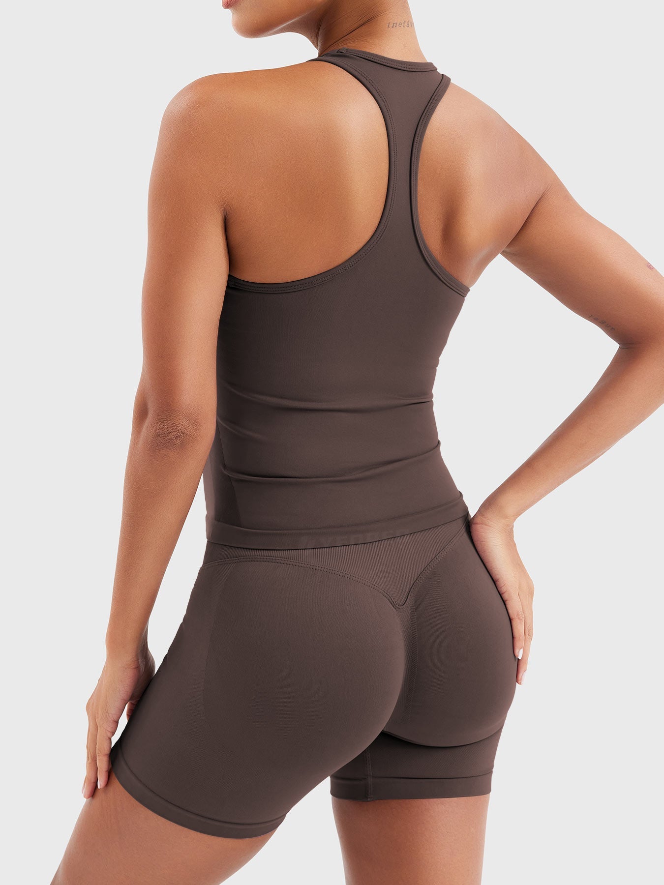 Yeoreo Esteile Racerback Tank