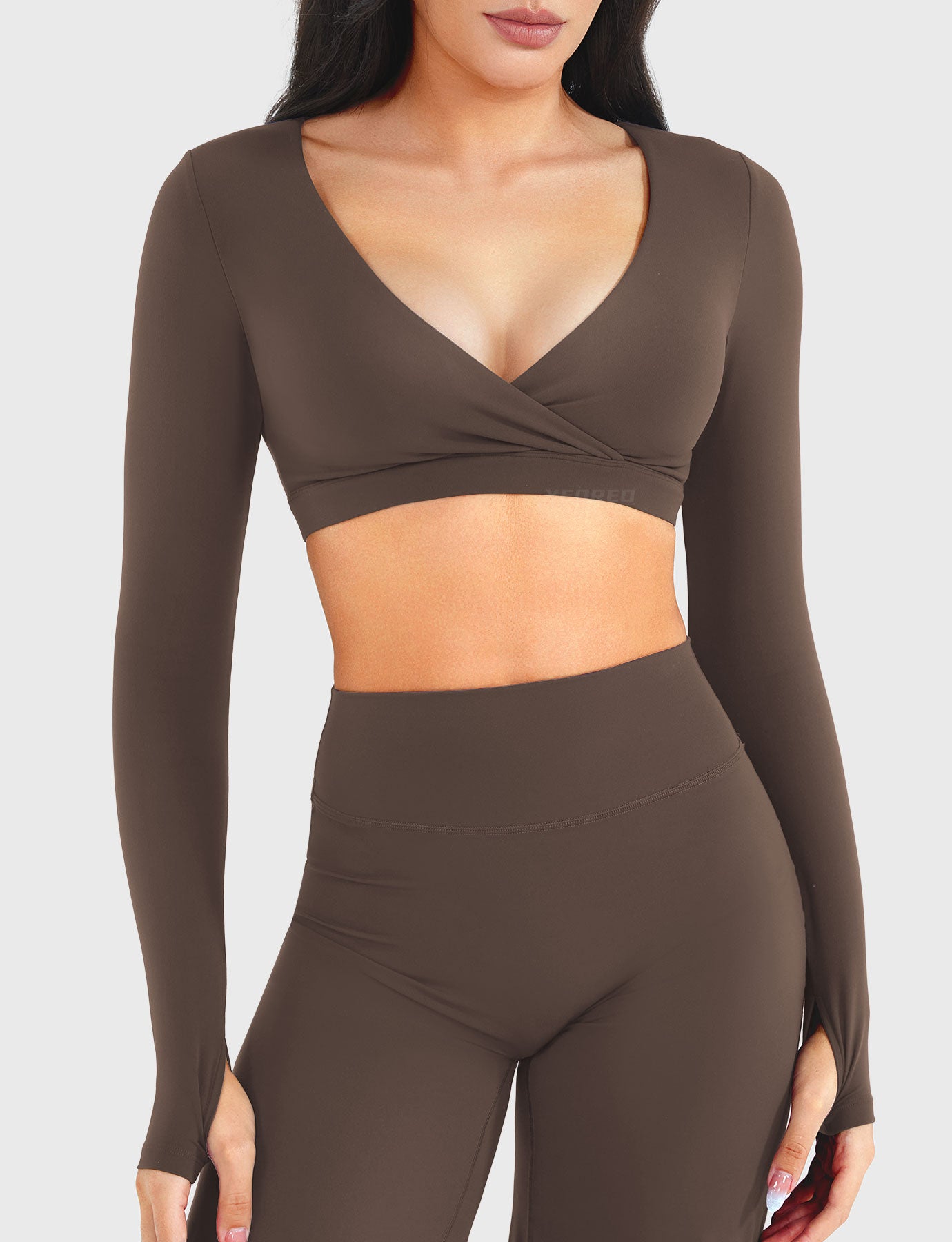 Yeoreo Aberney V Neck Long Sleeve Crop Top