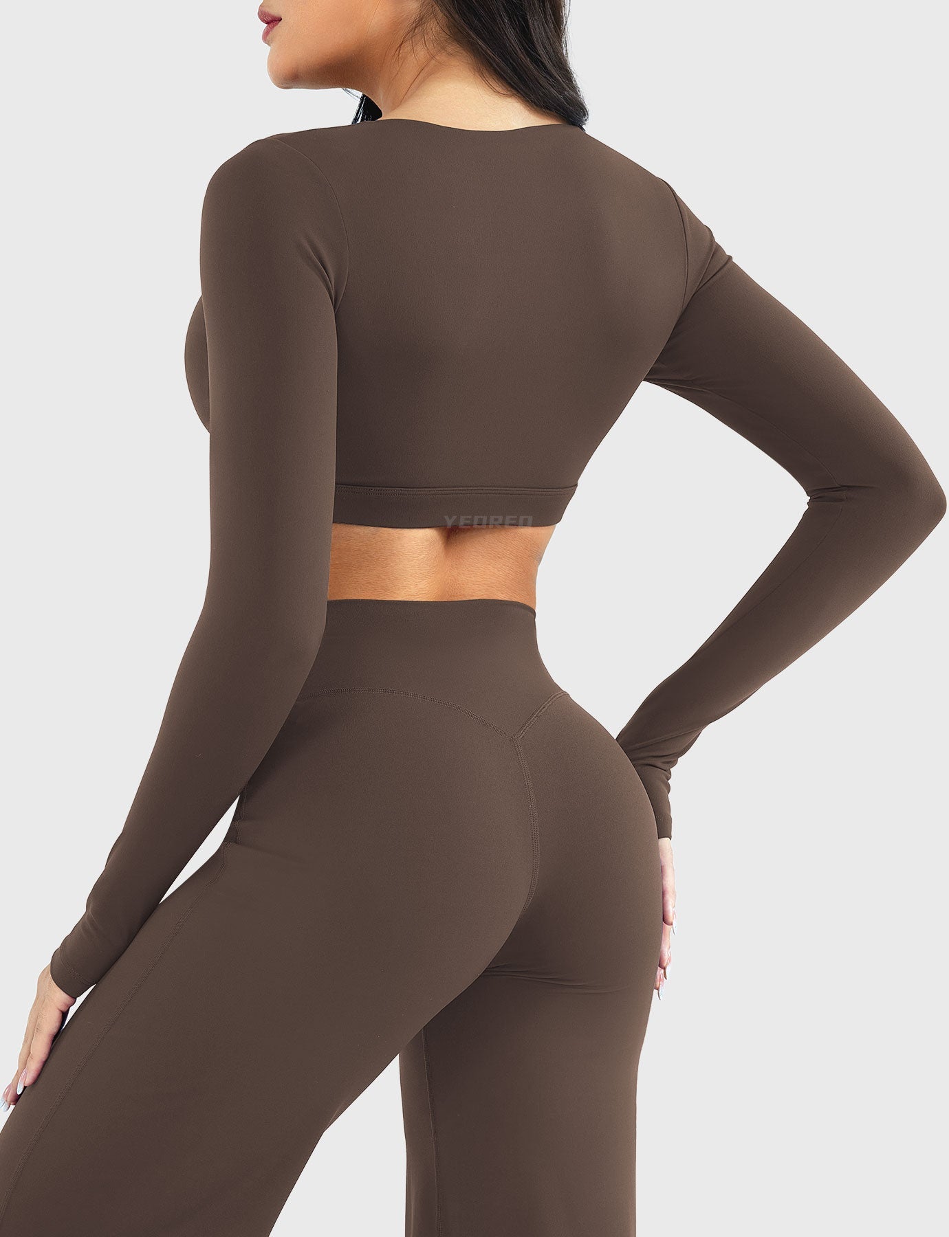 Yeoreo Aberney V Neck Long Sleeve Crop Top