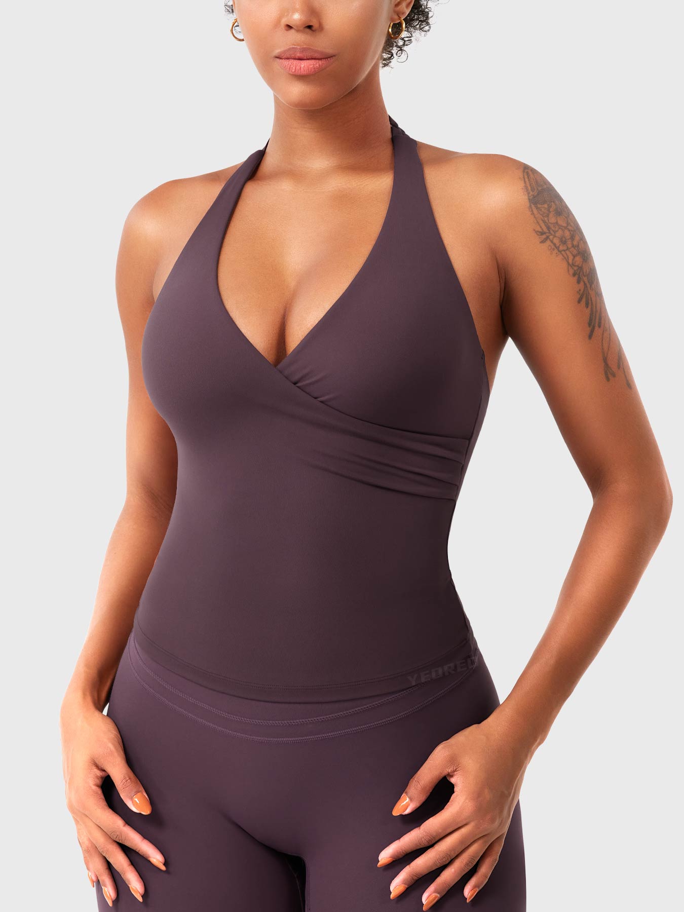Yeoreo Elevine V Neck Halter Tank