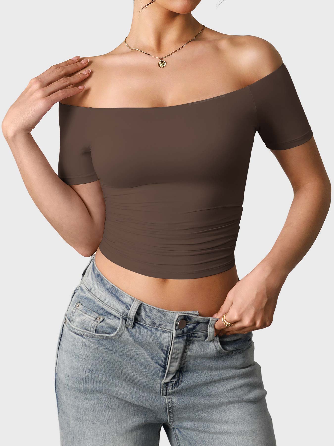 Vaeryn Luzlie Off Shoulder Short Sleeves
