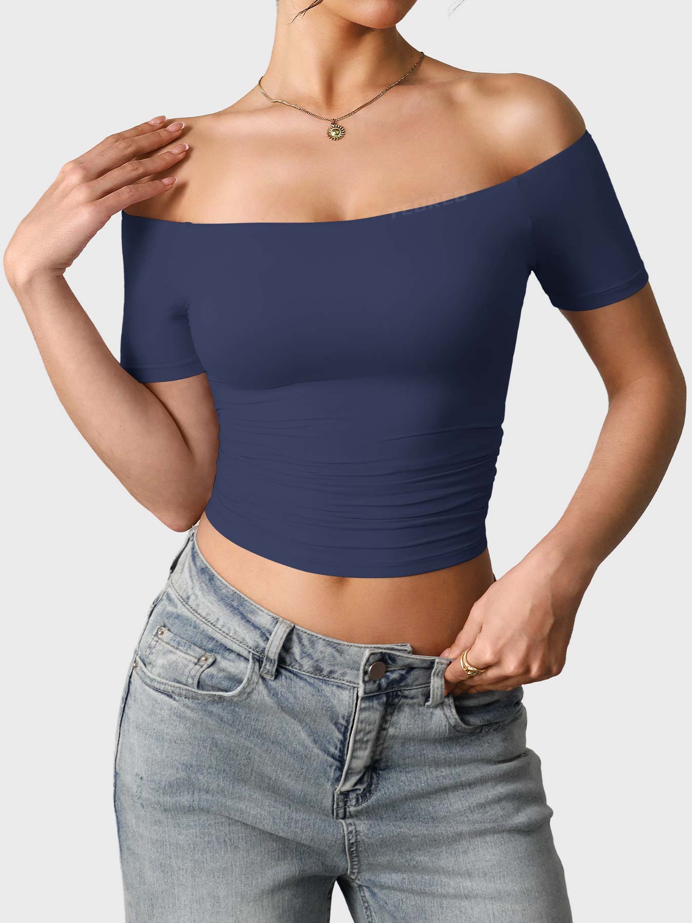 Vaeryn Luzlie Off Shoulder Short Sleeves