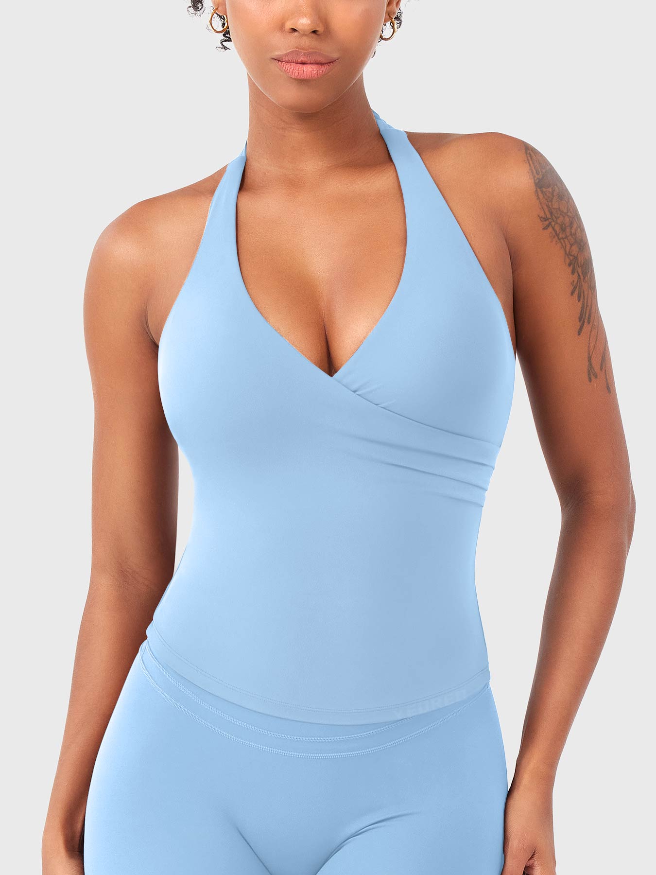 Yeoreo Elevine V Neck Halter Tank