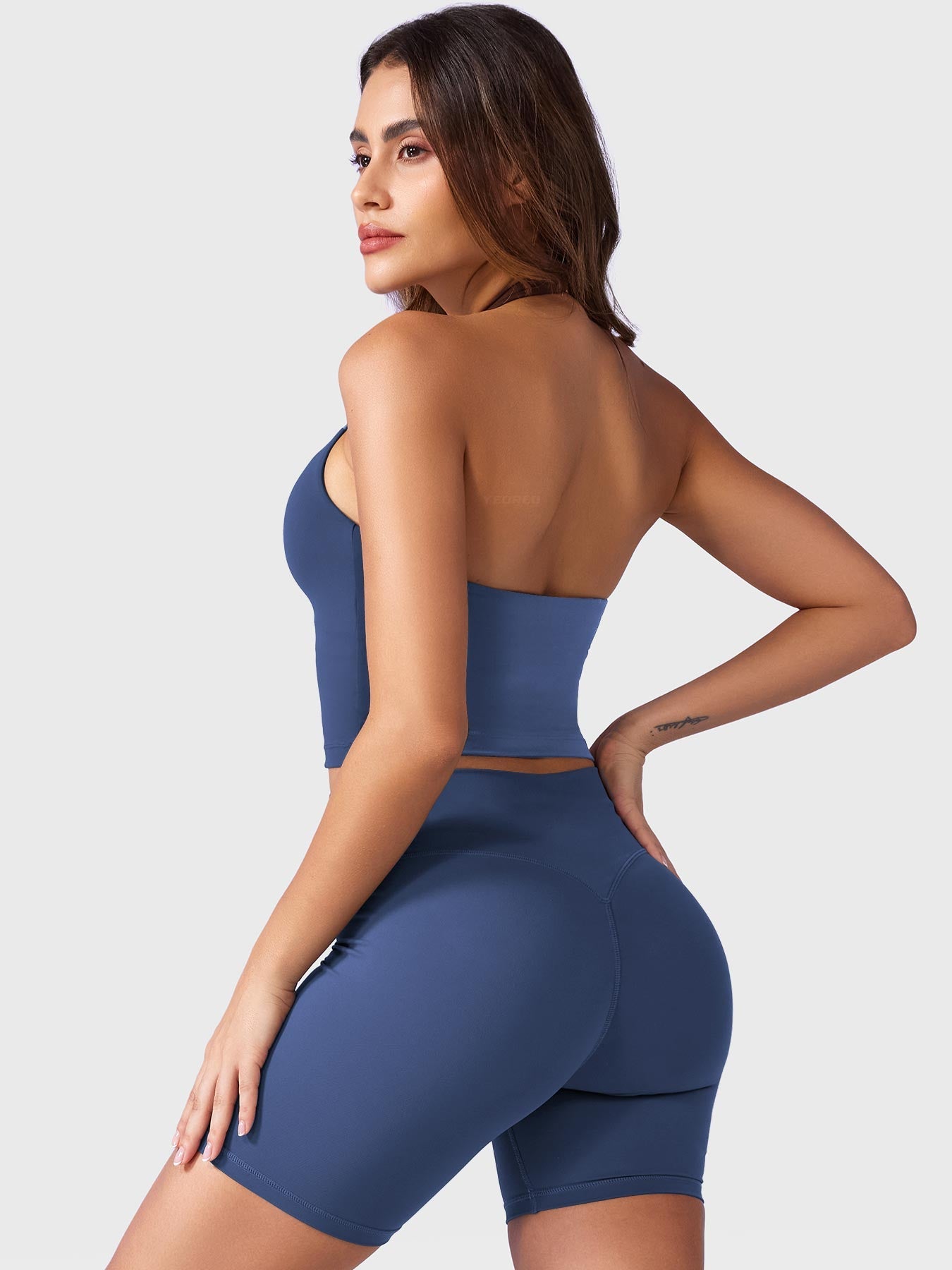 Yeoreo Hazel Halter Tank