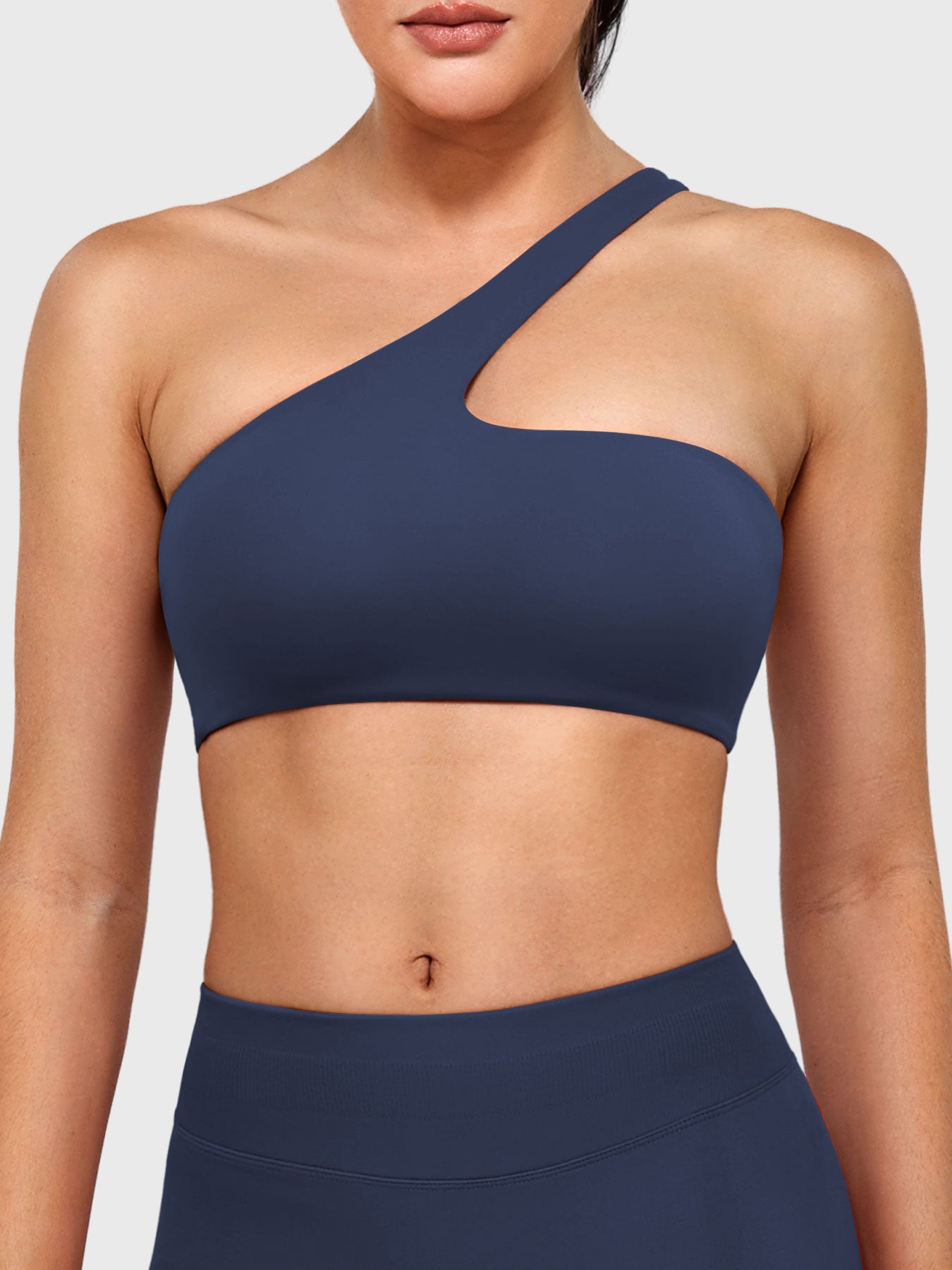 Yeoreo Claranie One Shoulder Sports Bra