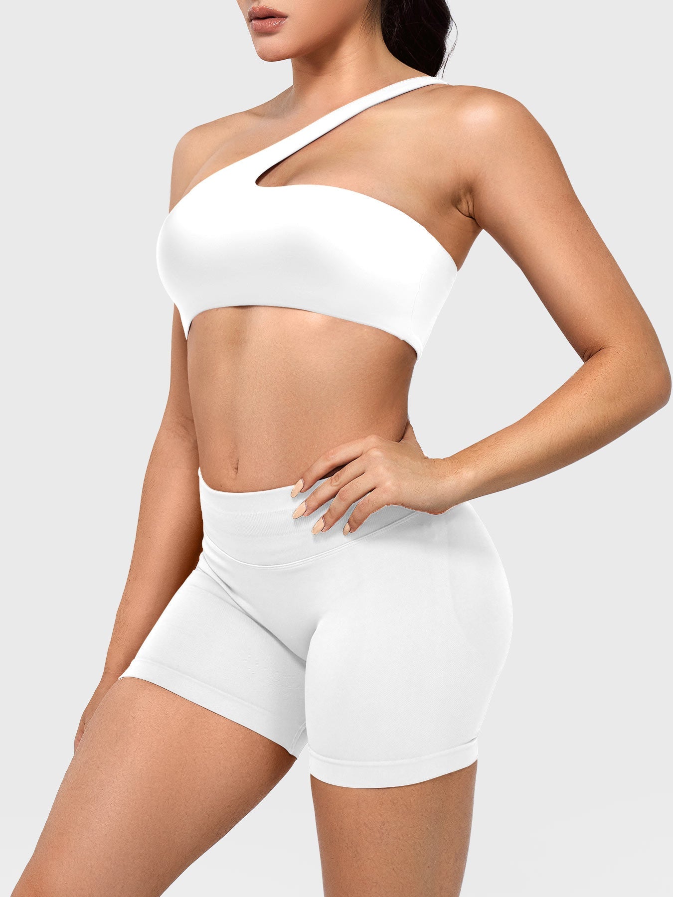 Yeoreo Claranie One Shoulder Sports Bra