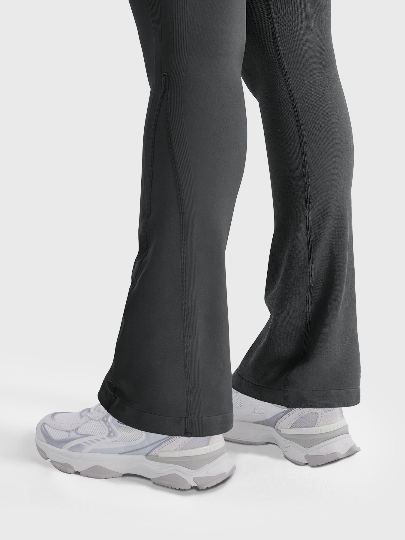 Vaeryn Lilliean 28" Mini Flare Leggings
