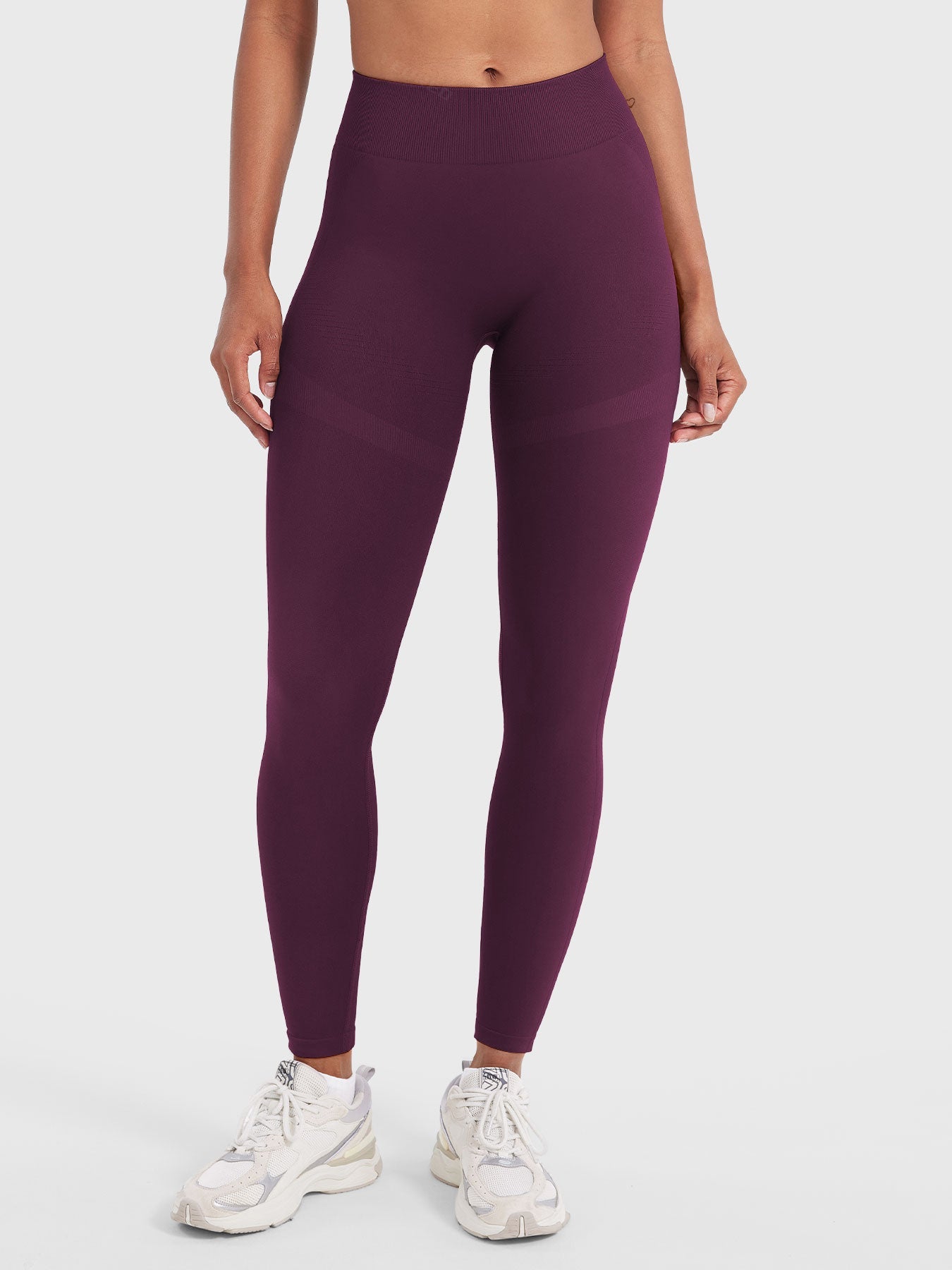 Vaeryn Lilliean 24" Seamless Leggings