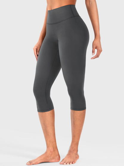 Vaeryn Nailly Capri Leggings