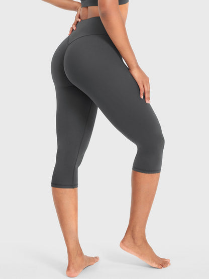 Vaeryn Nailly Capri Leggings