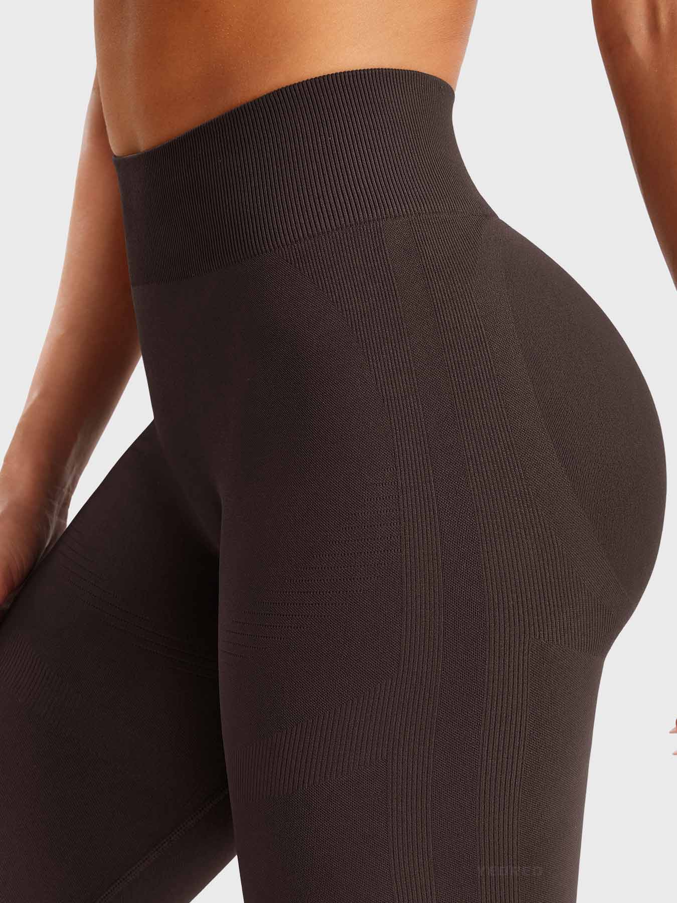 Vaeryn Lilliean 28" Mini Flare Leggings