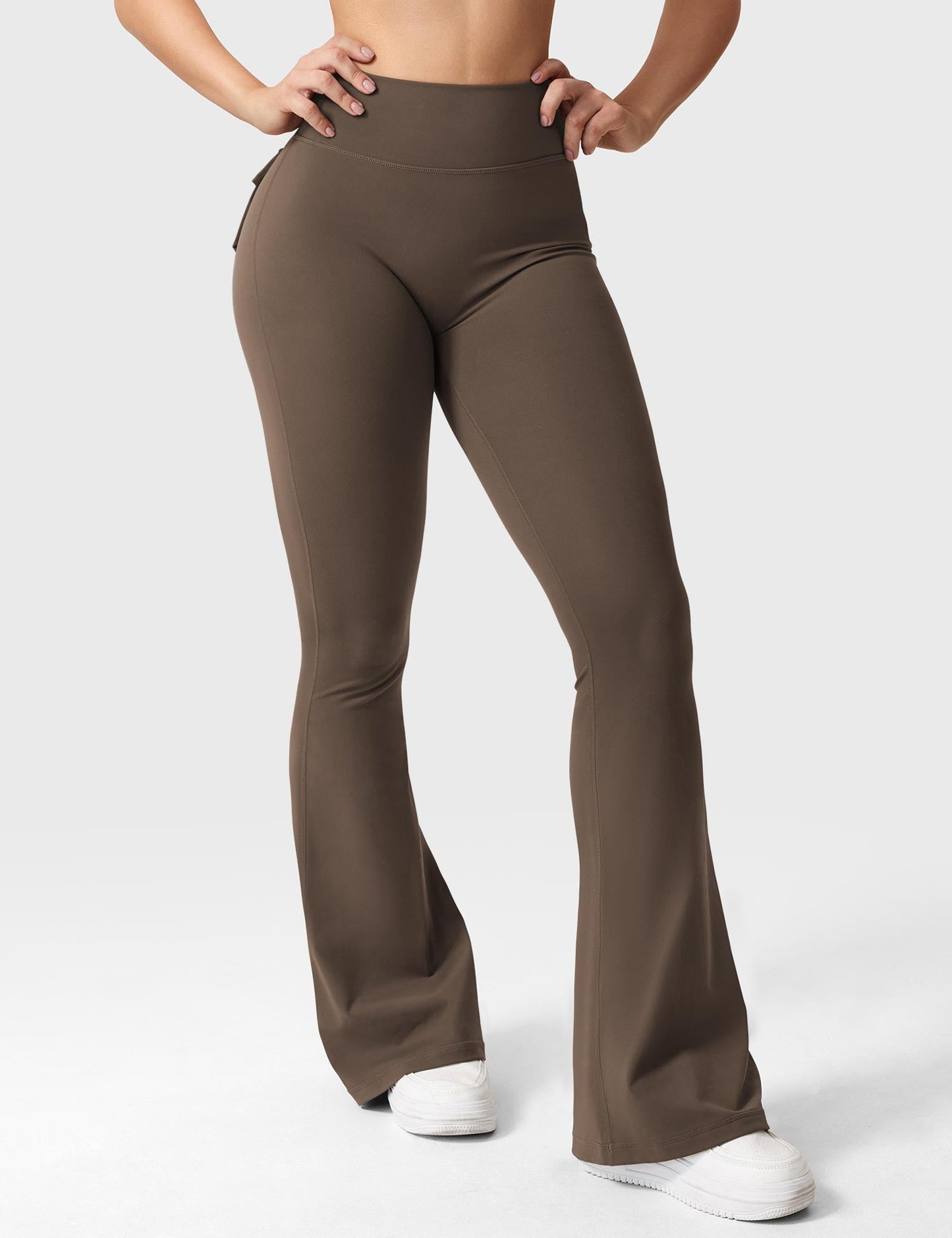 Yeoreo Brittany 30" Flared Leggings with Pockets