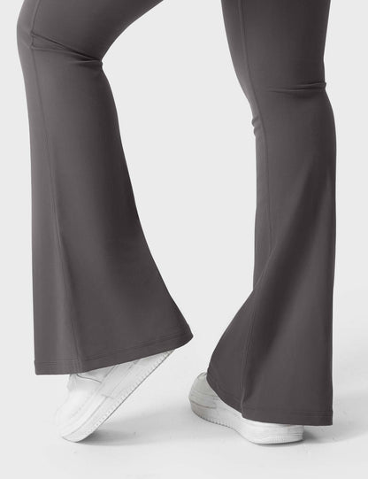 Yeoreo Brittany 30" Flared Leggings with Pockets