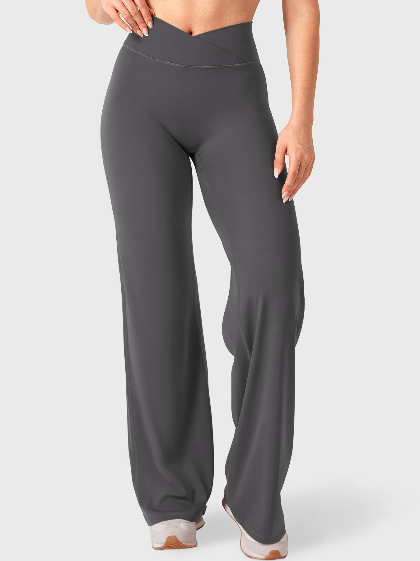 Yeoreo Eddiy 31.5" V-waistband Straight Leggings