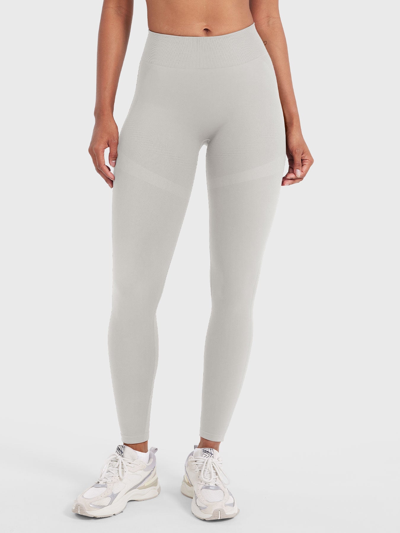 Vaeryn Lilliean 24" Seamless Leggings