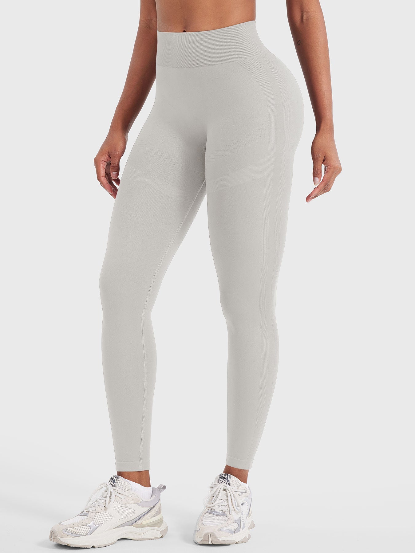 Vaeryn Lilliean 24" Seamless Leggings