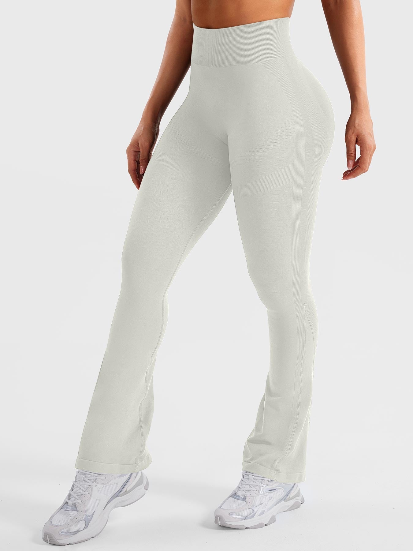 Vaeryn Lilliean 28" Mini Flare Leggings