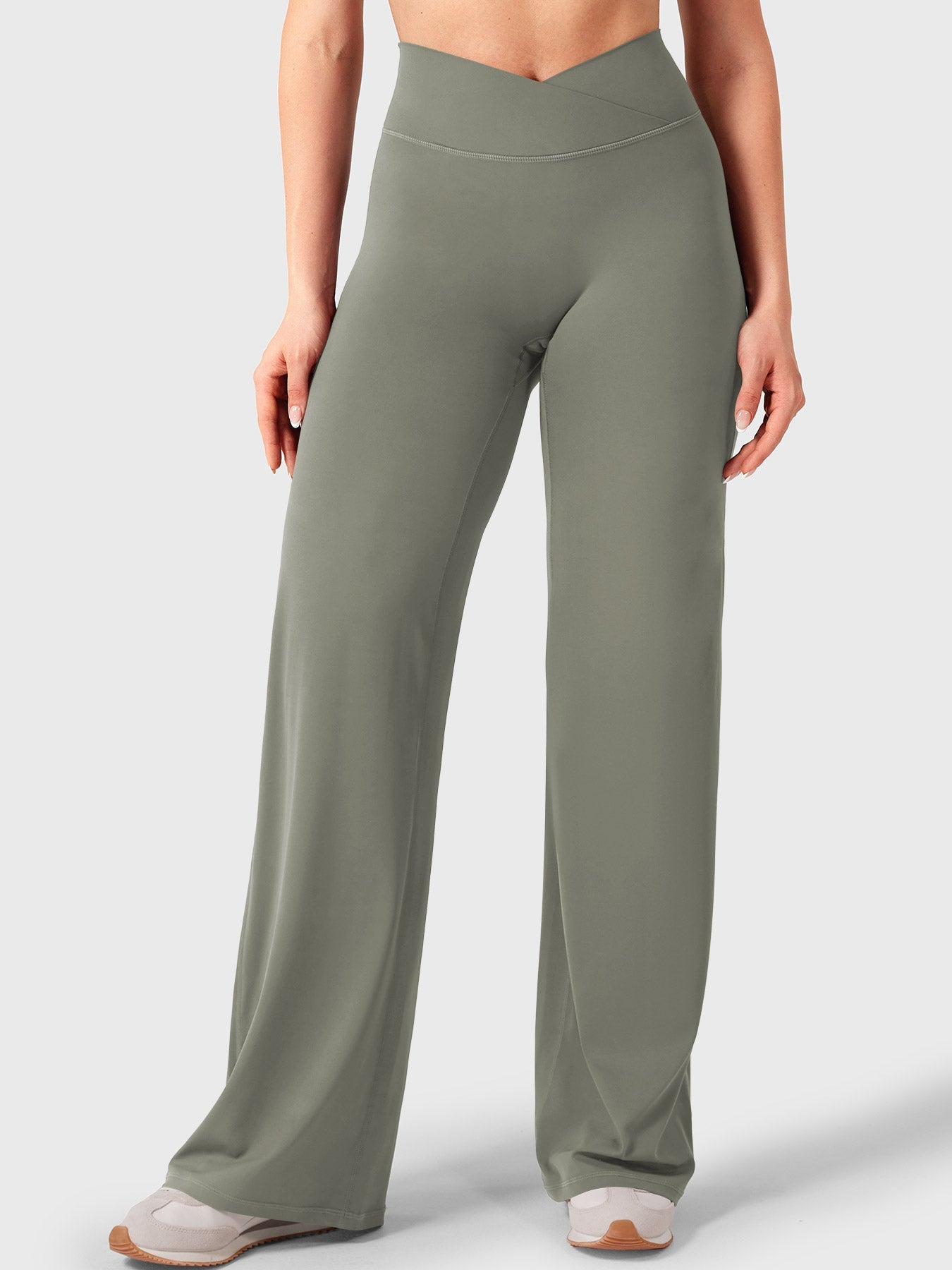 Yeoreo Eddiy 31.5" V-waistband Straight Leggings