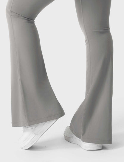 Yeoreo Brittany Flared Leggings with Pockets