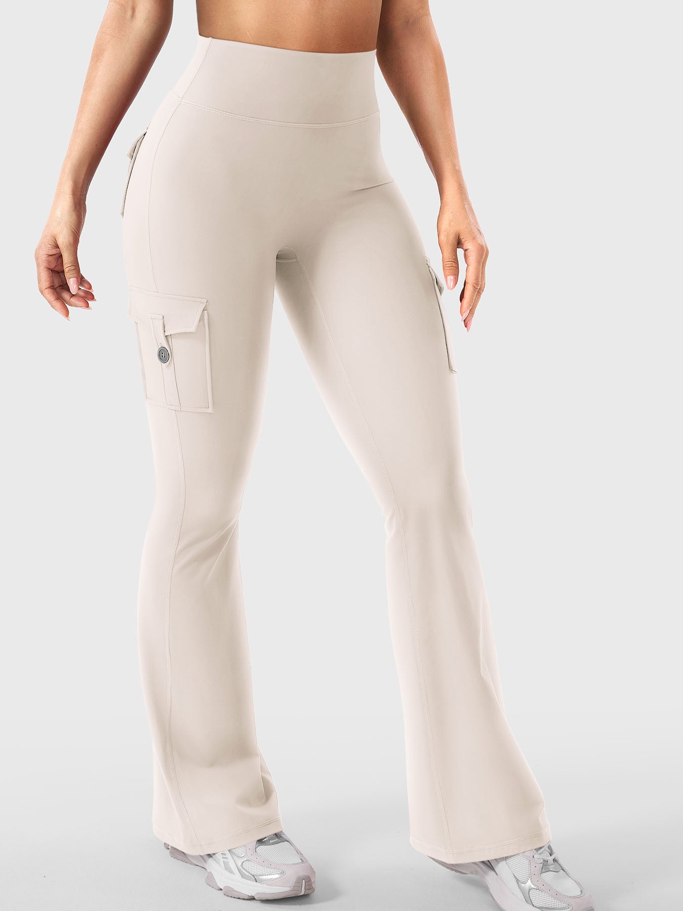 Vaeryn Hedda CoreFlex Flared Leggings