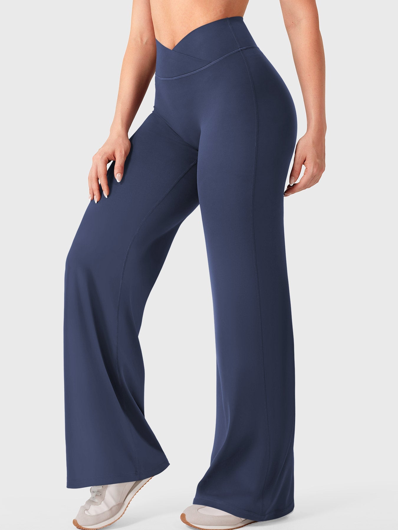 Yeoreo Eddiy 31.5" V-waistband Straight Leggings