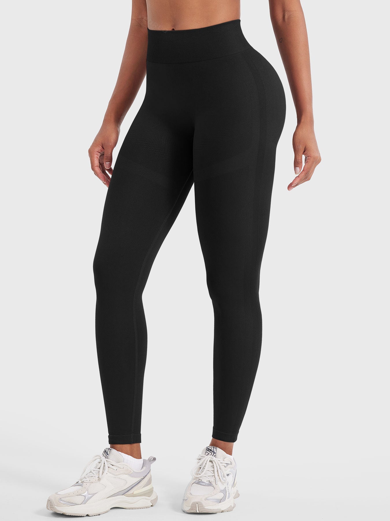 Vaeryn Lilliean 24" Seamless Leggings