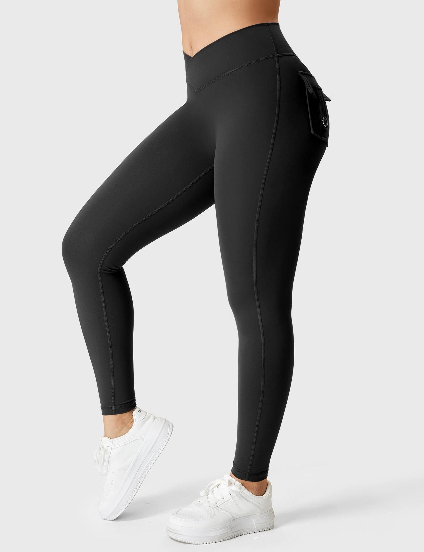 Vaeryn V-waistband Charm Leggings