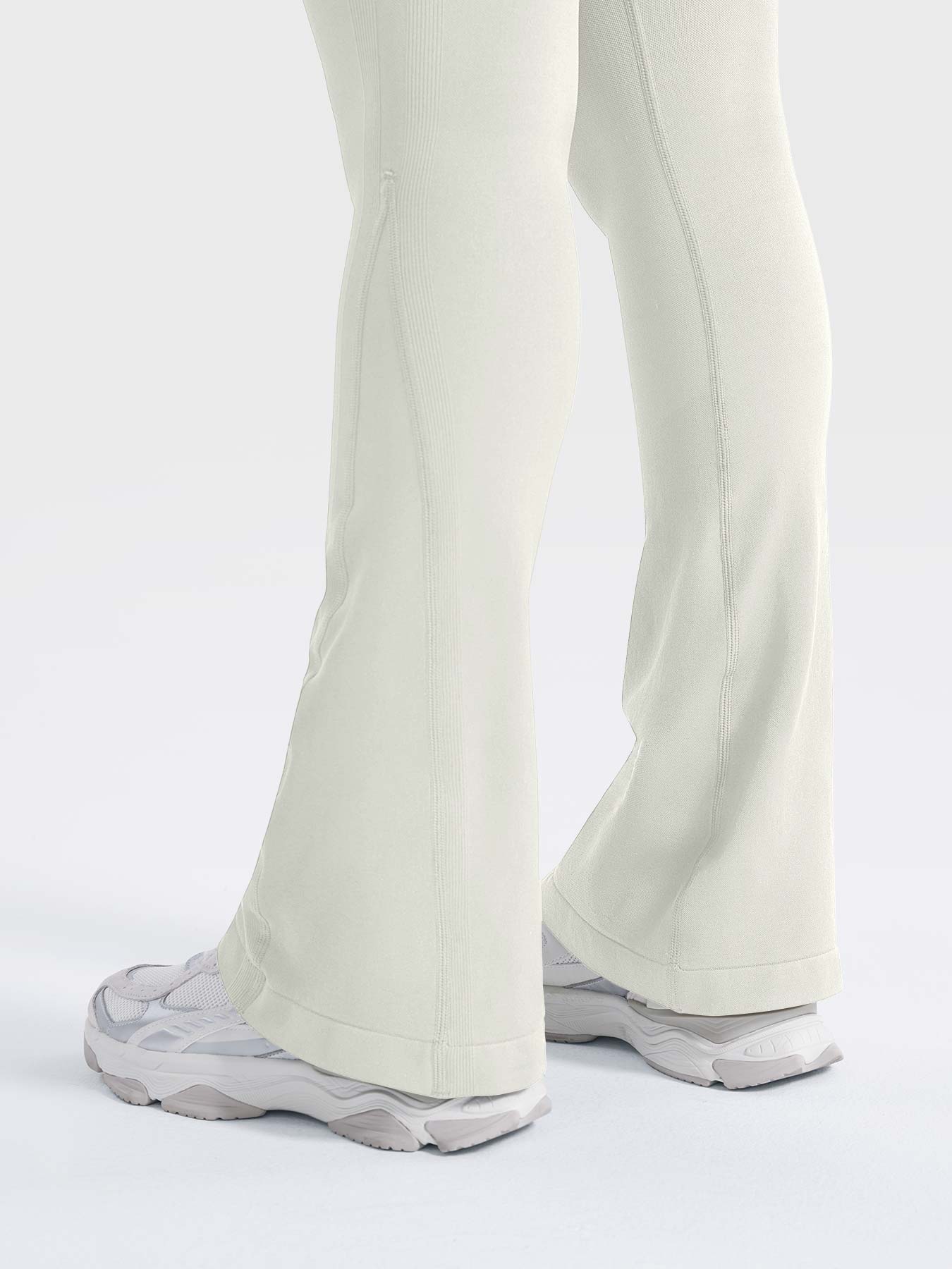 Vaeryn Lilliean 29.5" Mini Flare Leggings