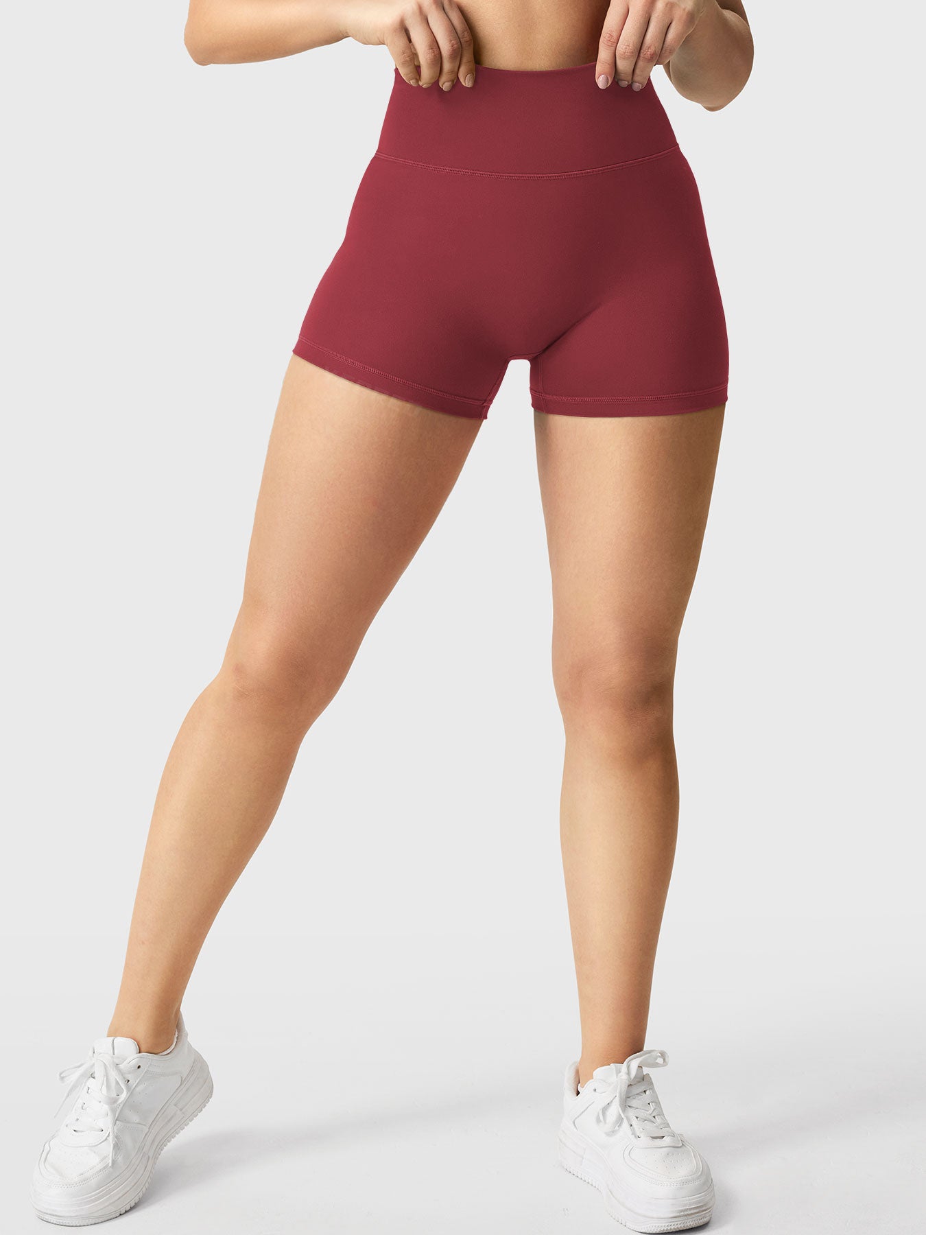 Yeoreo Elysina 2.5" Running Shorts