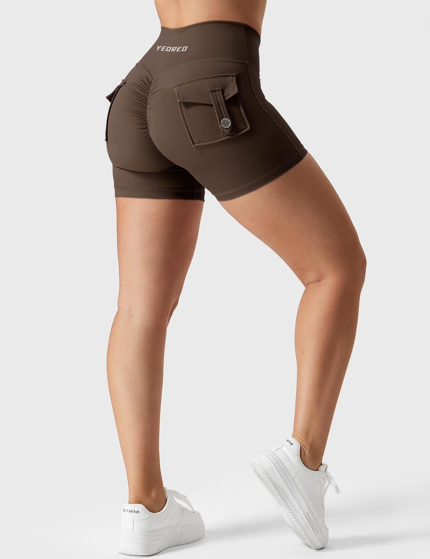 Vaeryn V-waistband Charm Shorts