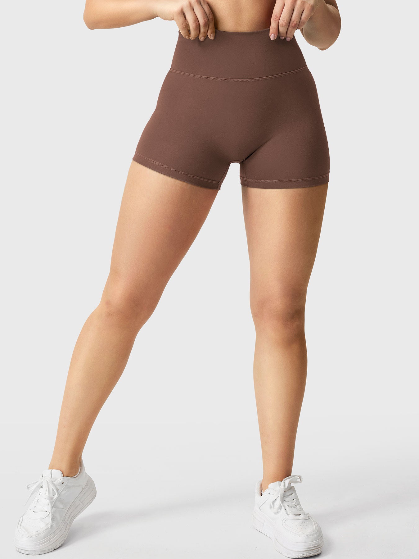 Yeoreo Elysina 2.5" Running Shorts