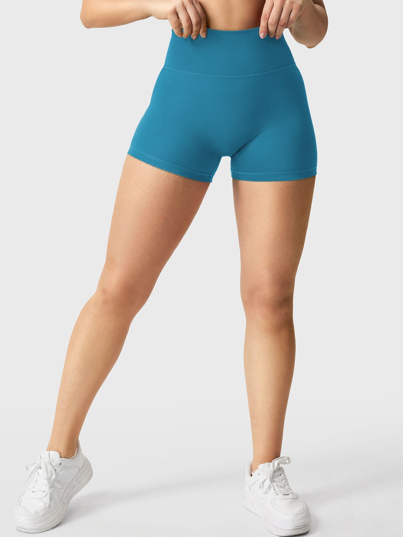 Yeoreo Elysina 2.5" Running Shorts