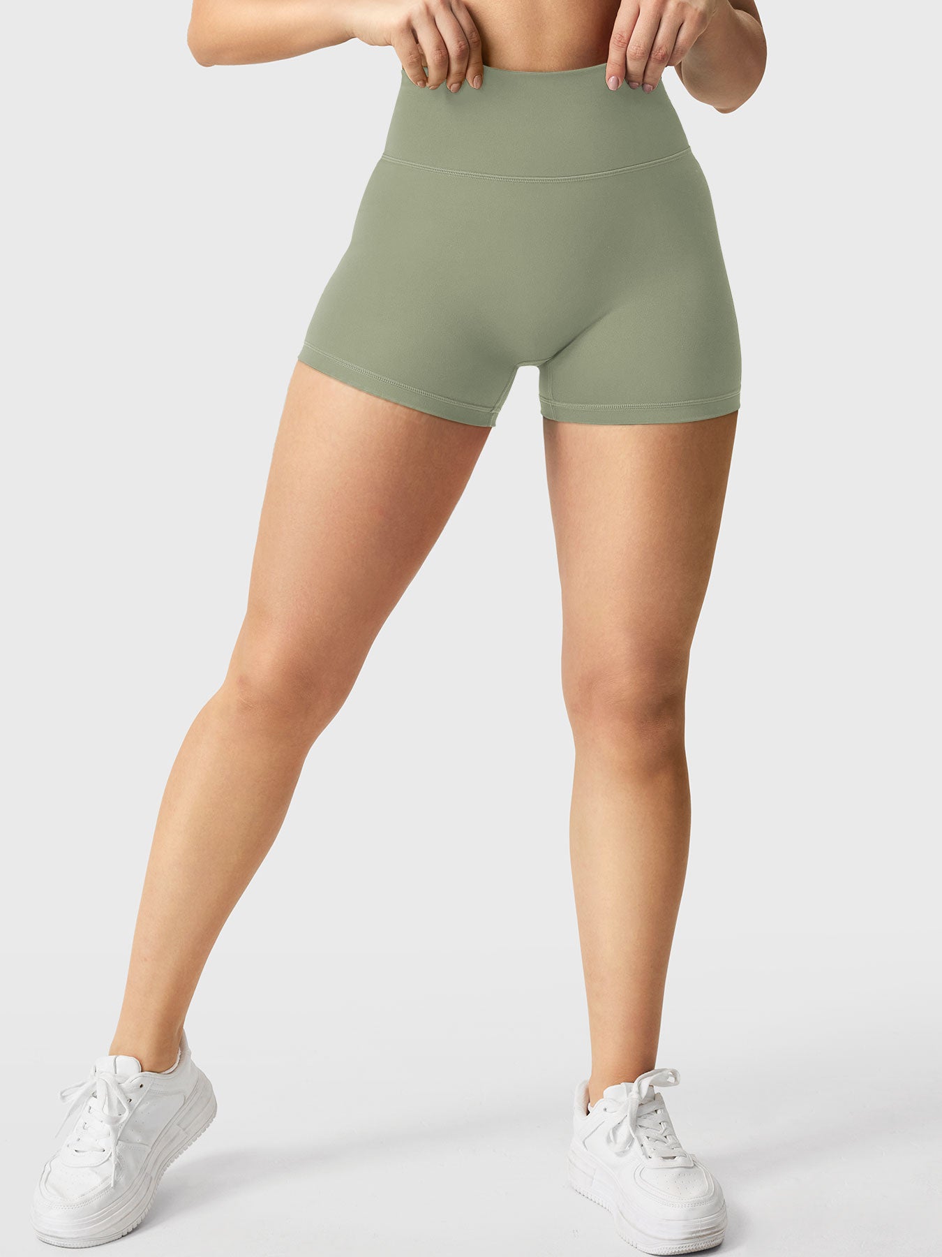 Yeoreo Elysina 2.5" Running Shorts